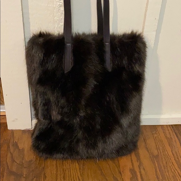 Urban Outfitters Handbags - Urban outfitters Fuzzy tote bag